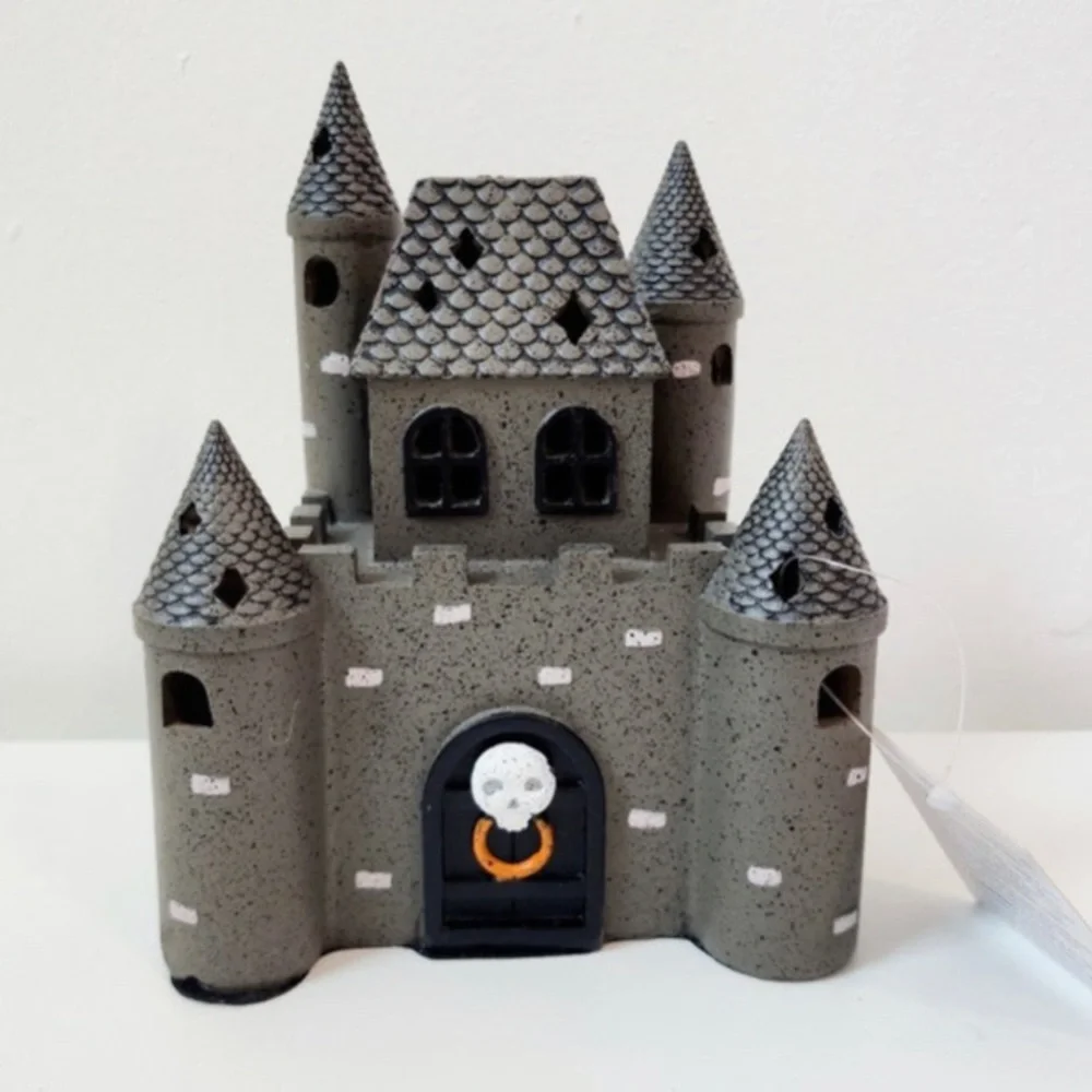 Target & Bullseyes Playground. Halloween Castle & Dungeon Spooky Village. BNWT